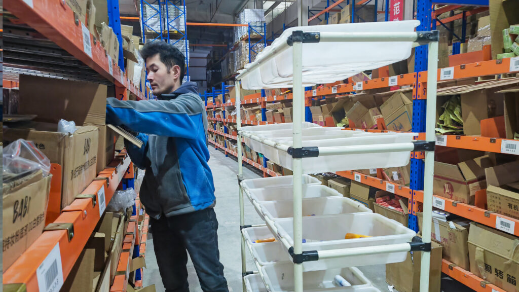 物流节特辑 | 物流人：汇聚微光，筑梦前行